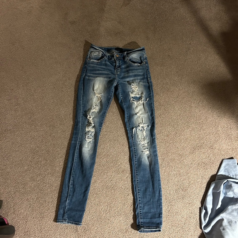 Buckle jeans